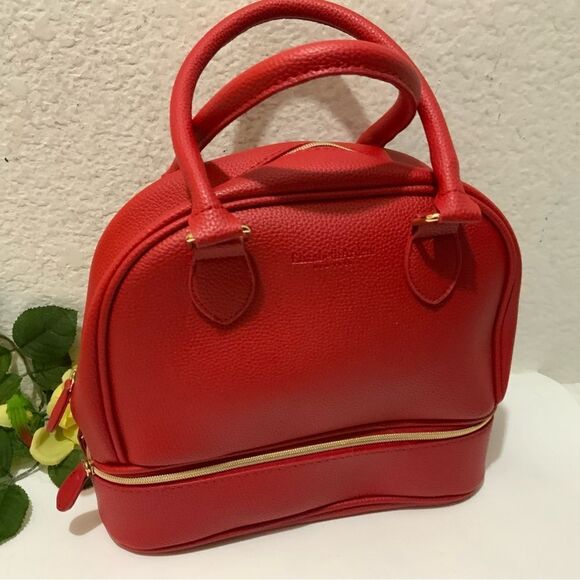 Elizabeth Arden New York Womens Hand Bag Red Purse Zipper Lower Compartment - Picture 1 of 10